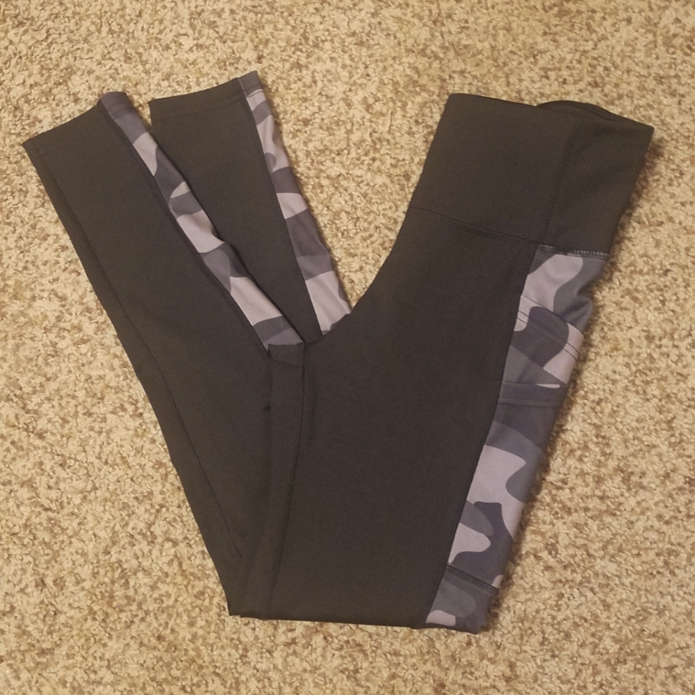 Nicole Miller Sport Leggings Size Medium